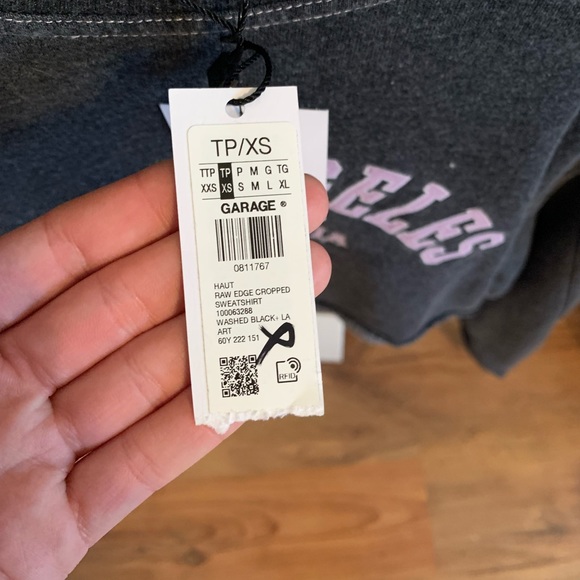 cropped longsleeve - Picture 4 of 4